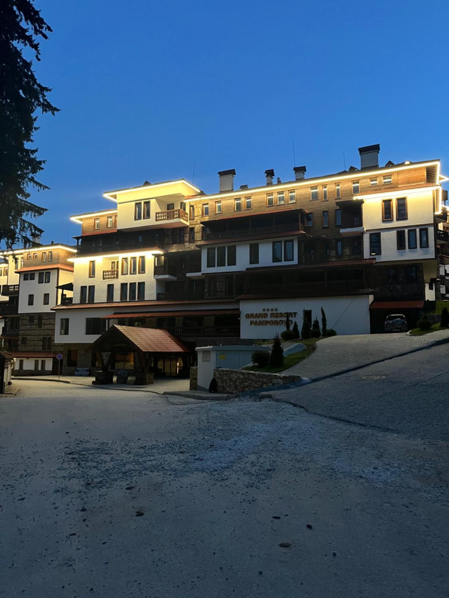 Grand Resort Luxury Apartment Pamporovo Bagian luar foto