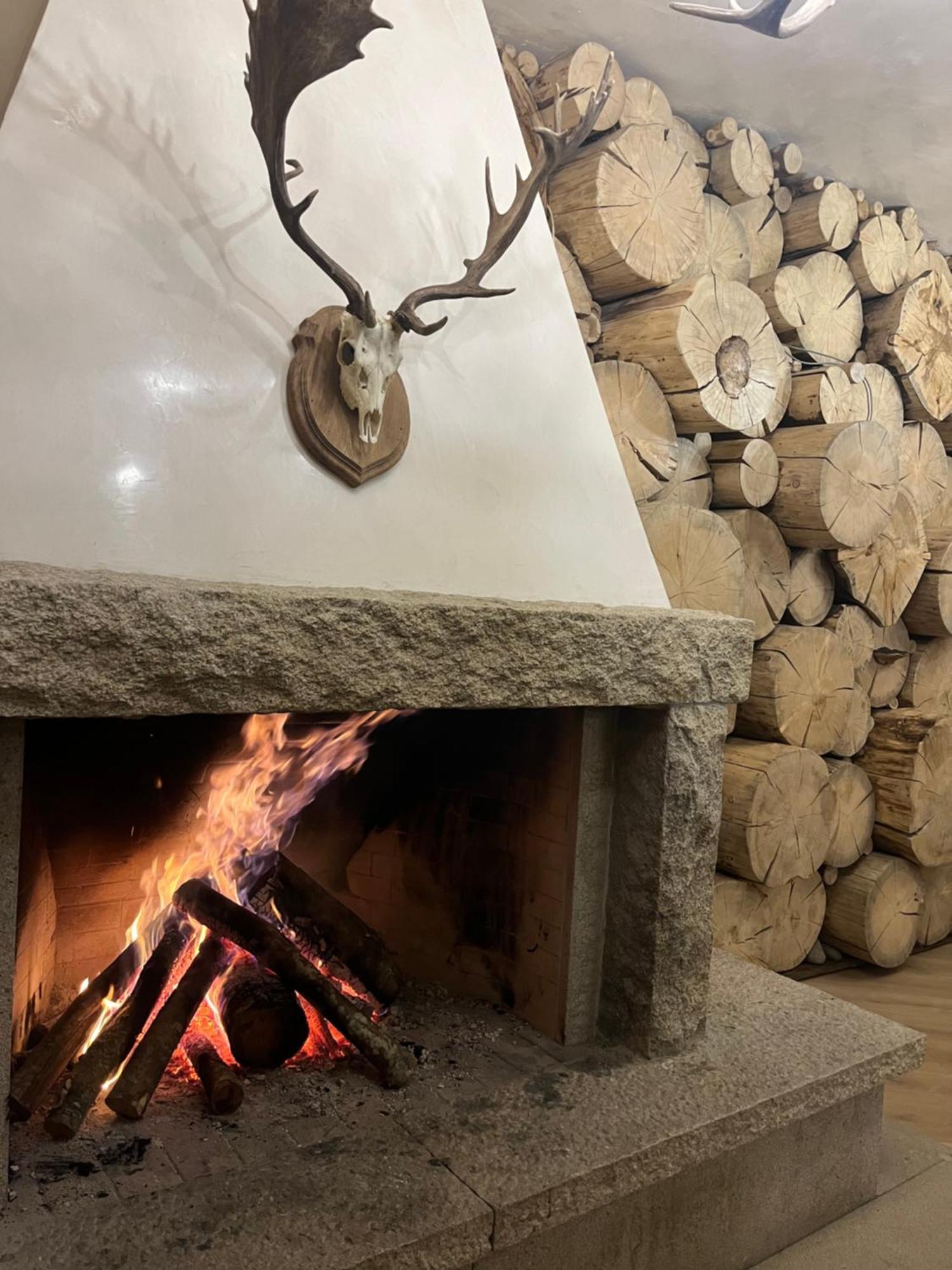 Grand Resort Luxury Apartment Pamporovo Bagian luar foto
